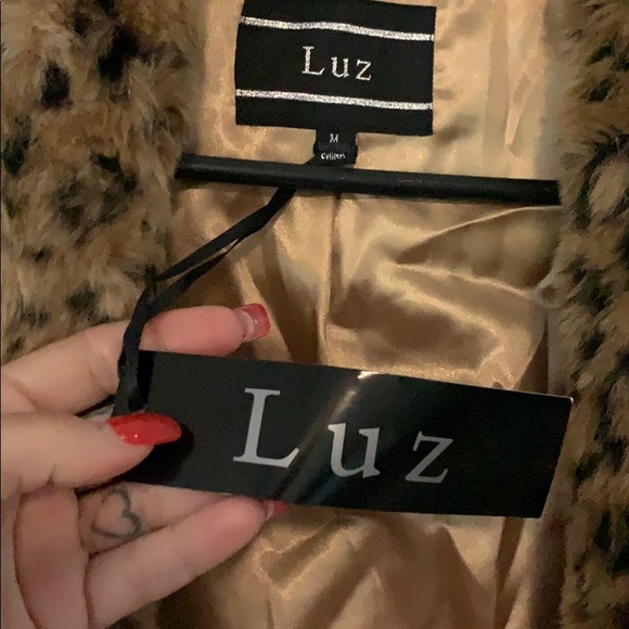 Leopard coat - Picture 3 of 3